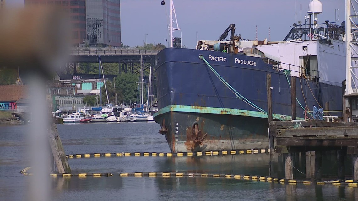 Community complaints grow over problematic fishing vessel in Tacoma’s Foss Waterway